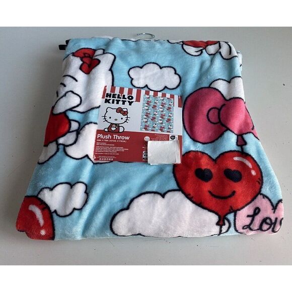 Sanrio Hello Kitty Valentines Love Heart Balloon Soft Throw Blanket 50 X 70” NEW - Picture 9 of 16